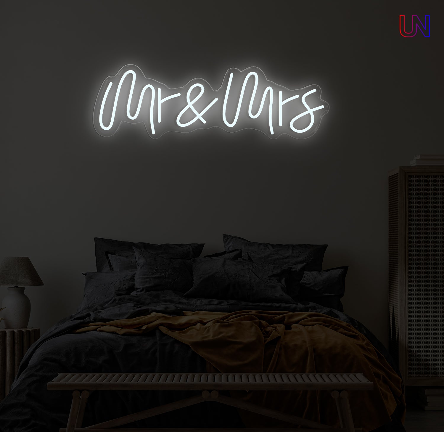 Mr & Mrs Neon Sign – Wedding Custom Neon